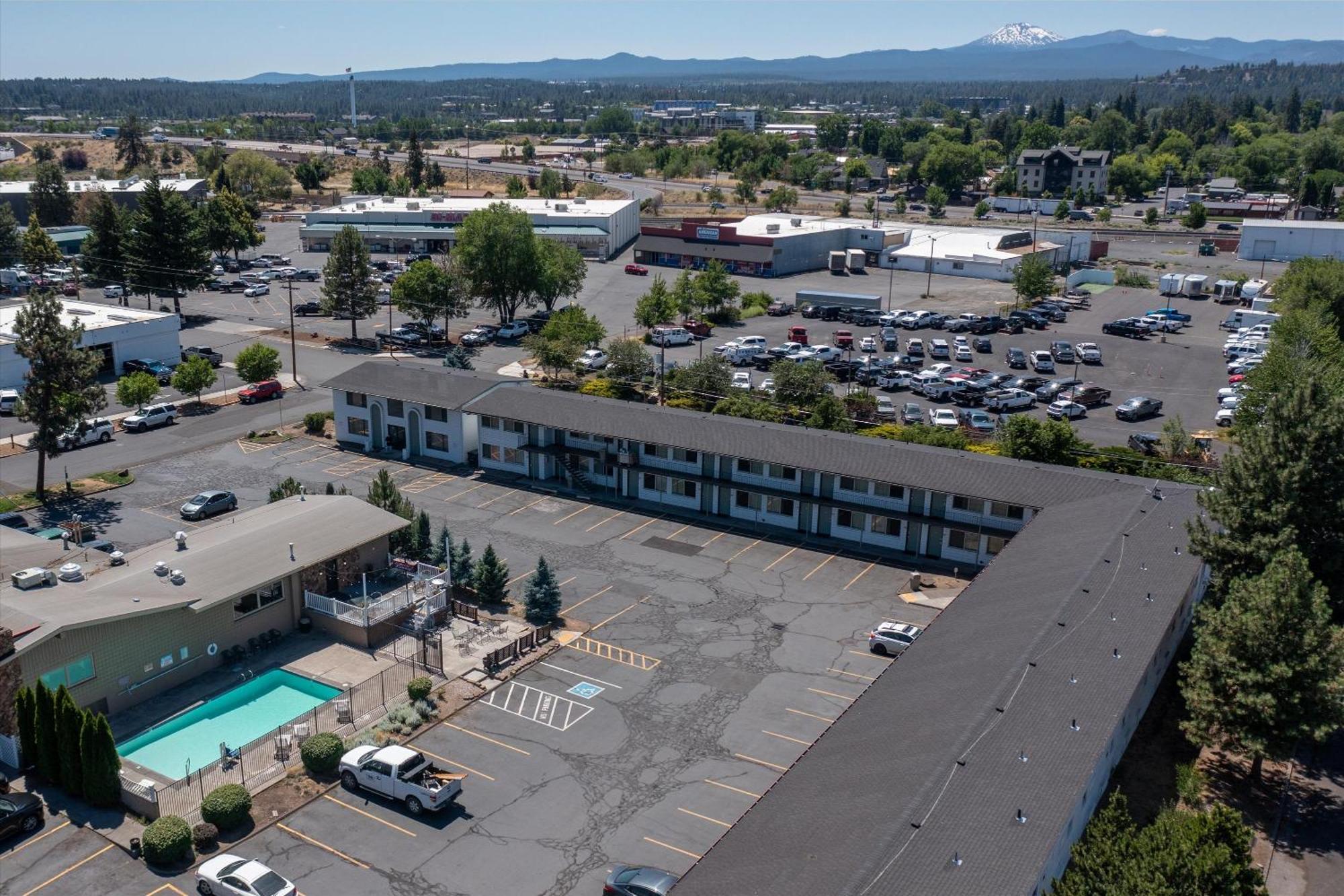 Bend Inn & Suites Exteriör bild